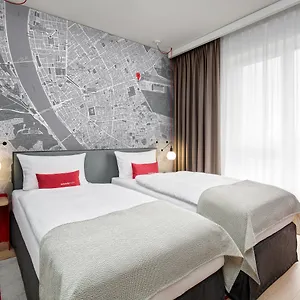 Hotel Intercityhotel ****